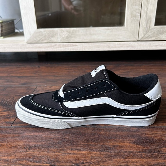 Vans Black Old Skool Sneakers Classic Style - Picture 8 of 12